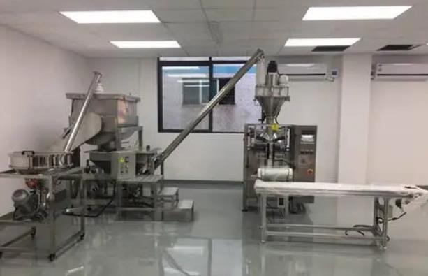 非标定制螺旋提升机